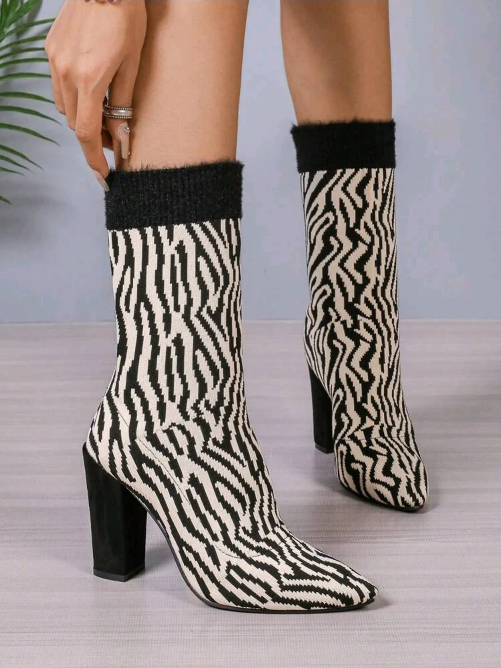 🔥 Boots‼️ Black & White Zebra Print Block Heel Mid- Calf Boots